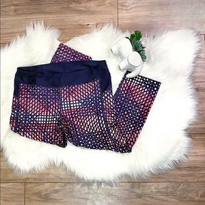 Under Armour Geometric Cropped Pink Leggings